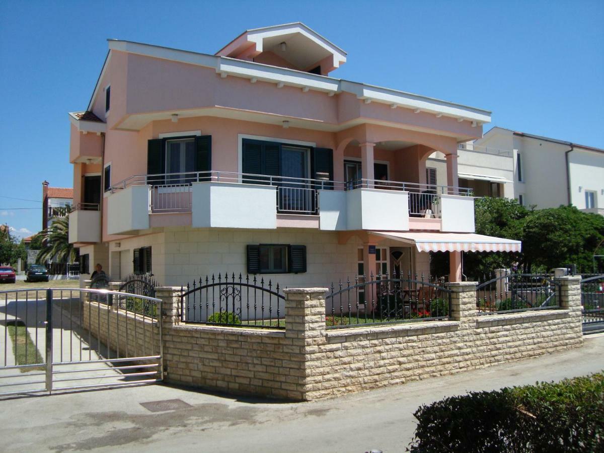 Apartman Strk Sukosan Exterior photo